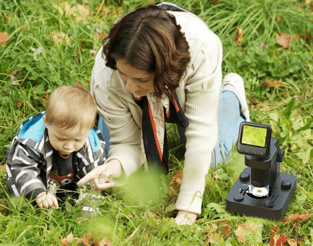 Professional light microscope type